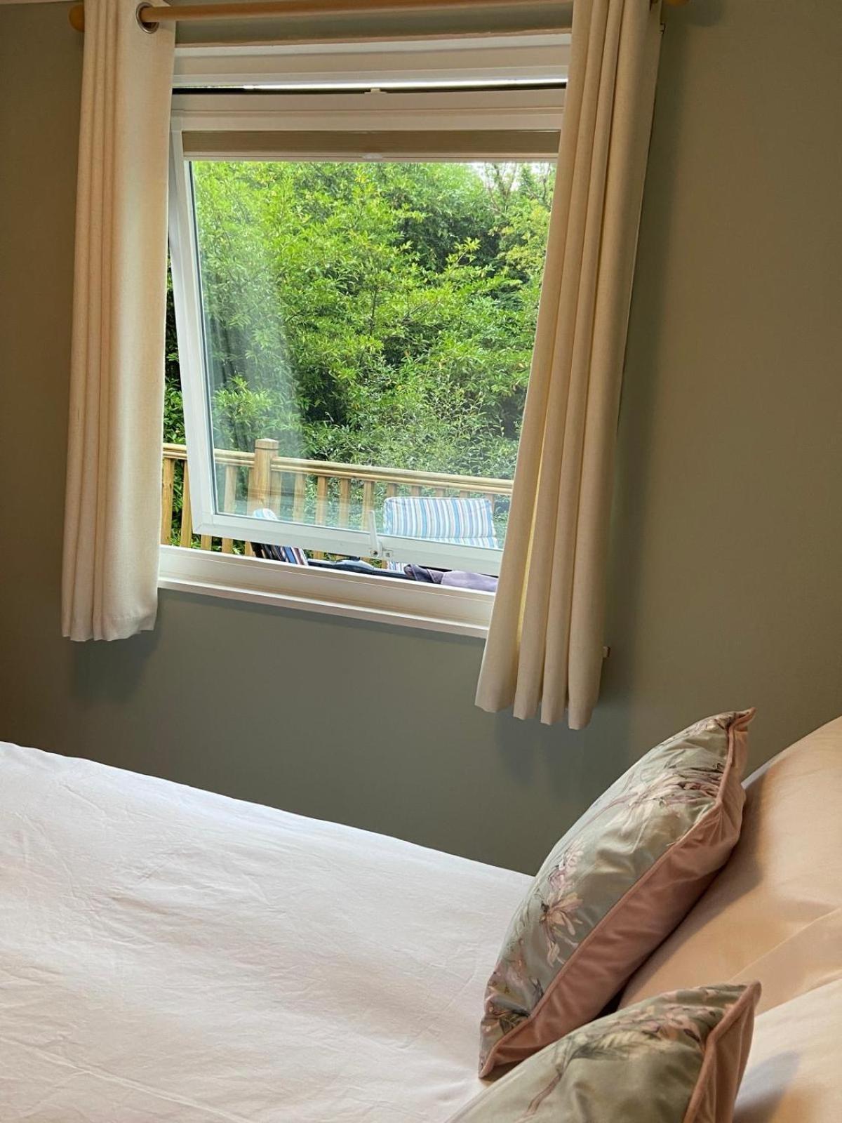 Chalet 64, Lakeside, Glan Gwna Holiday Park 카나번 외부 사진