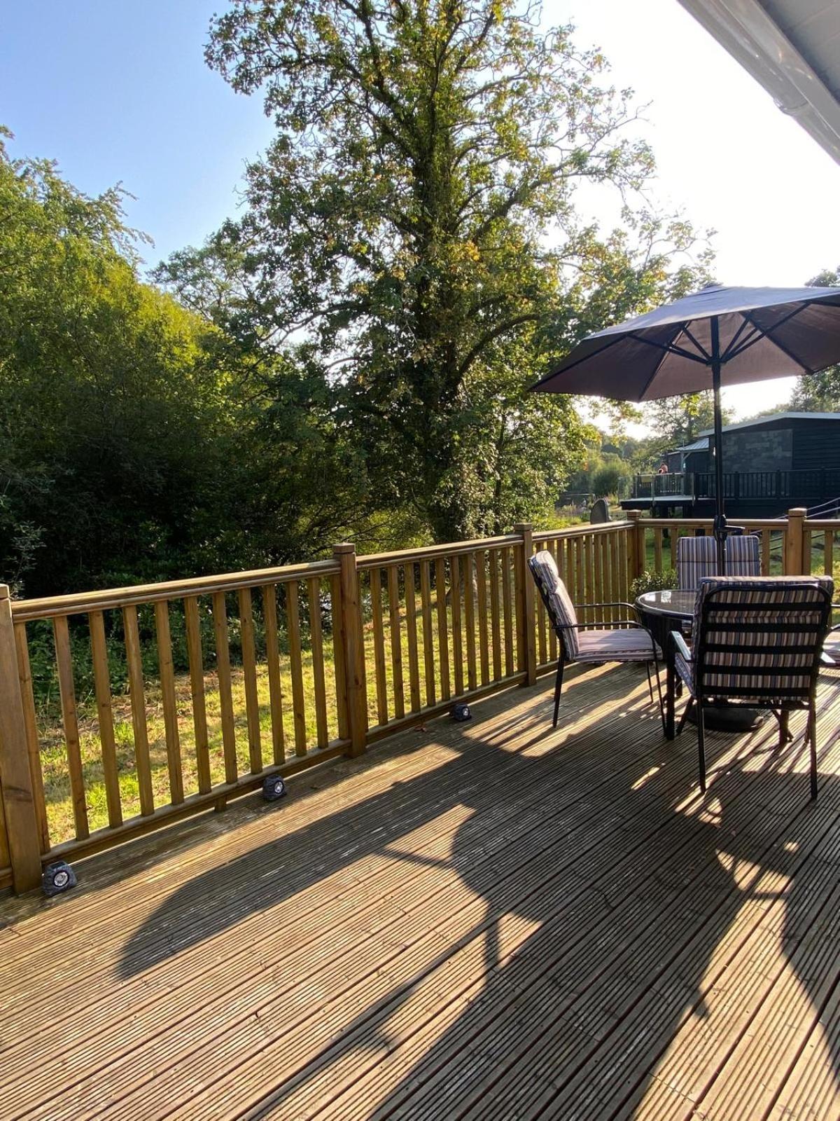 Chalet 64, Lakeside, Glan Gwna Holiday Park 카나번 외부 사진