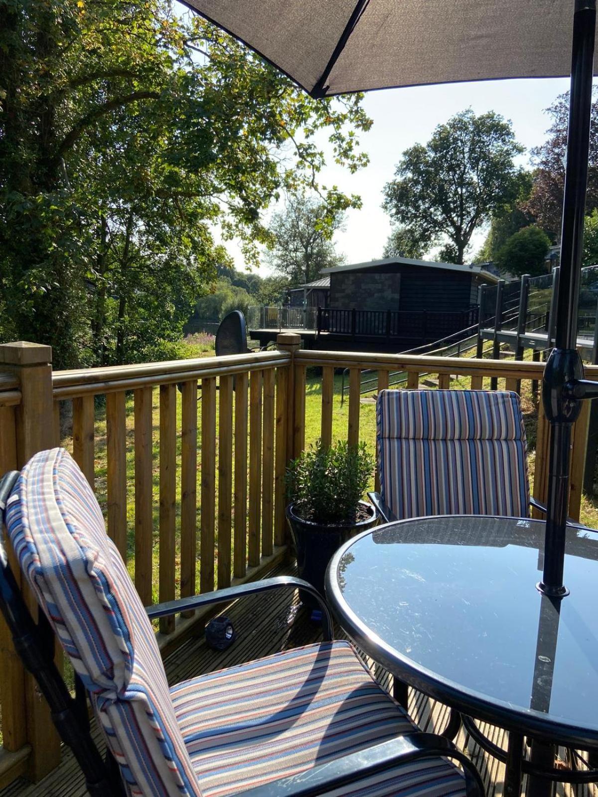 Chalet 64, Lakeside, Glan Gwna Holiday Park 카나번 외부 사진